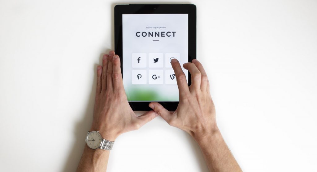 Social Media on tablet 
